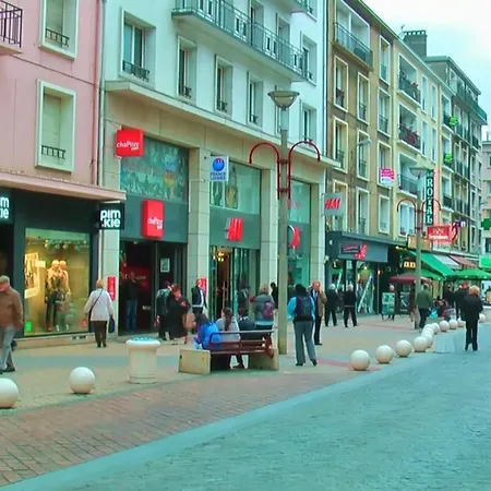La Sirene Bleue De Sur * Boulogne-sur-Mer